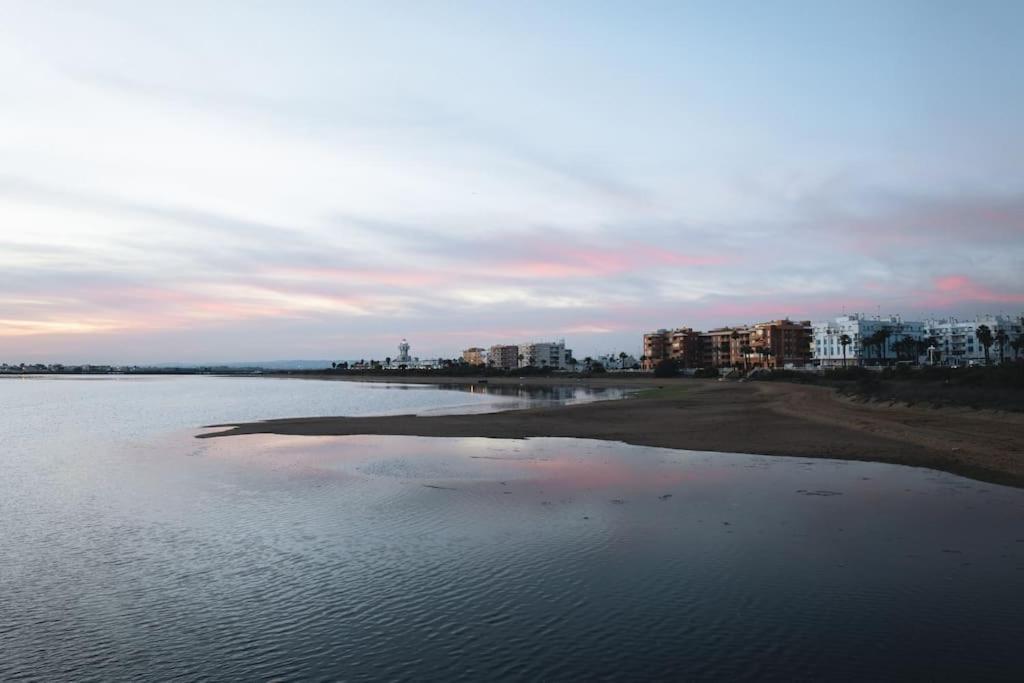 Tolles Ferienhaus Mit Sonnenterrasse Direkt Am Meer Isla Cristina Exterior foto